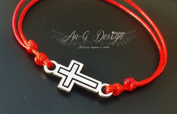 Гривни Против Уроки Cross of Faith